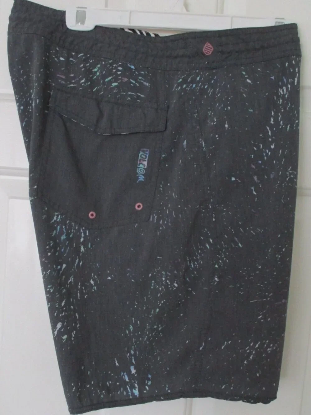 Volcom Stoneys Mens Gray Muted Swim Board Short w/Rear Velcro Pocket - Size 40W